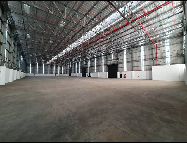 3,300M² WAREHOUSE TO LET IN ISANDO